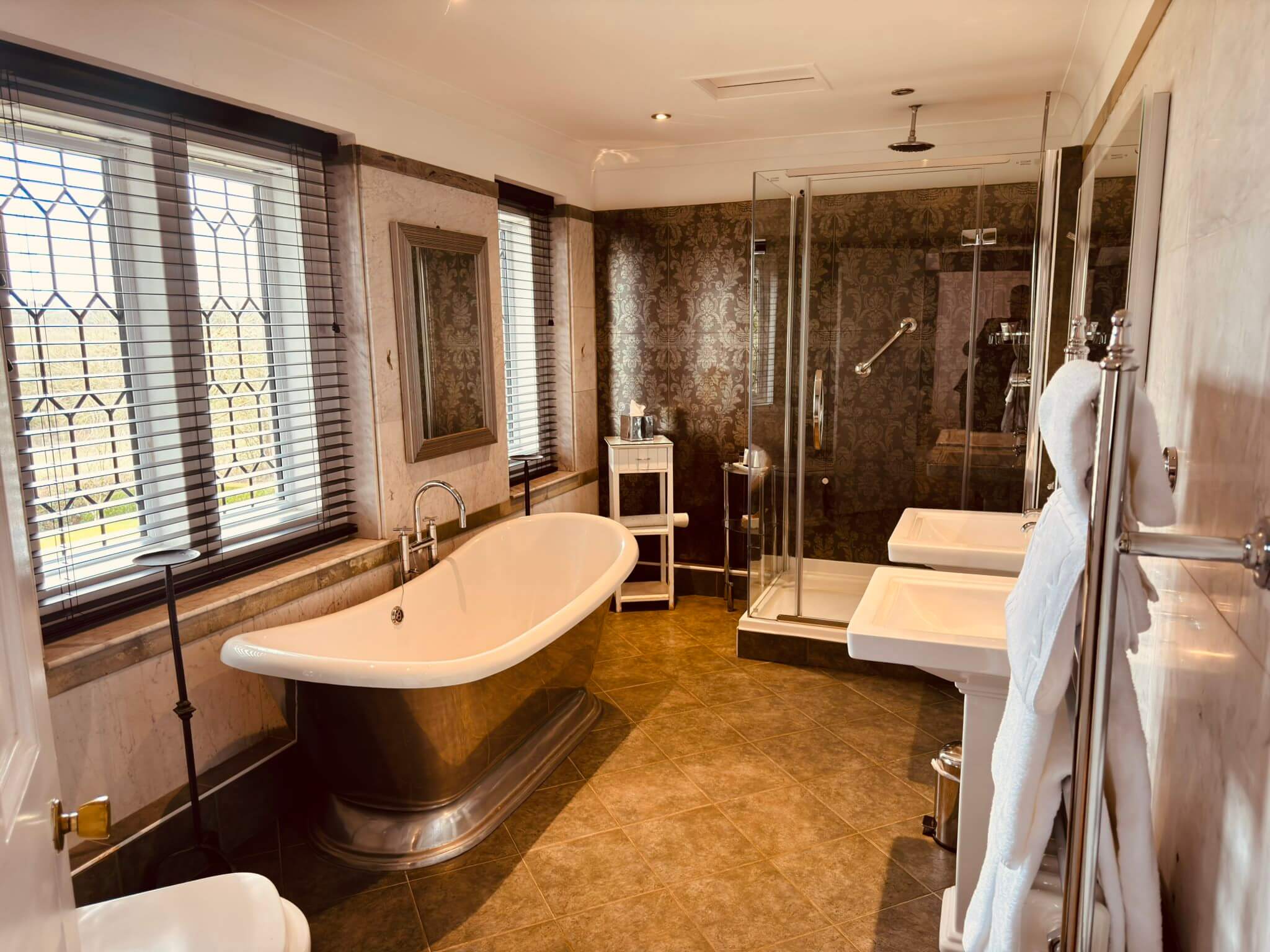 Bathroom detail